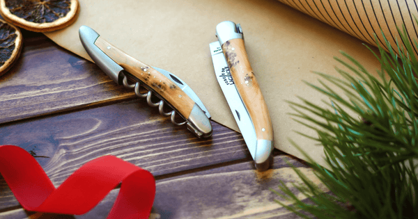 Estuche de regalo - Enebro - Abridor de vinos y navaja de bolsillo de sumiller