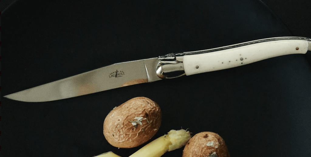 Cuchillos Forge De Laguiole con mango de hueso, 2 virolas de acero inoxidable y hoja de acero inoxidable altamente pulida
