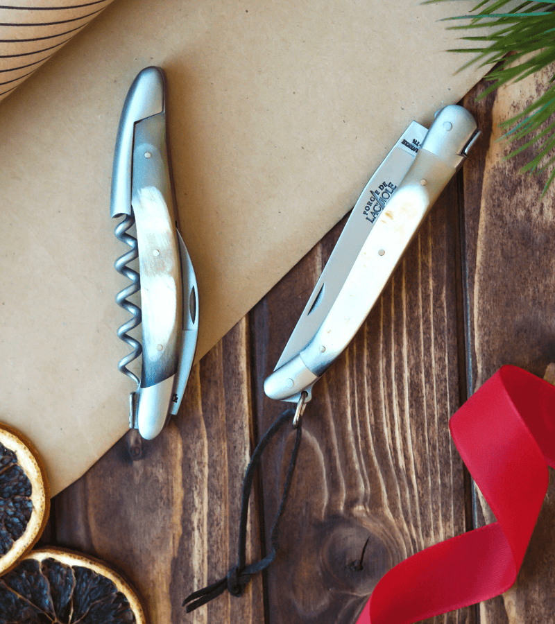 Juego de regalo - Cuerno de vaca Aubrac - Cuchillo de sumiller y cuchillo plegable - Forge De Laguiole