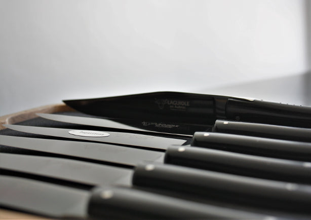 Cuchillos Laguiole En Aubrac en Paperstone negro
